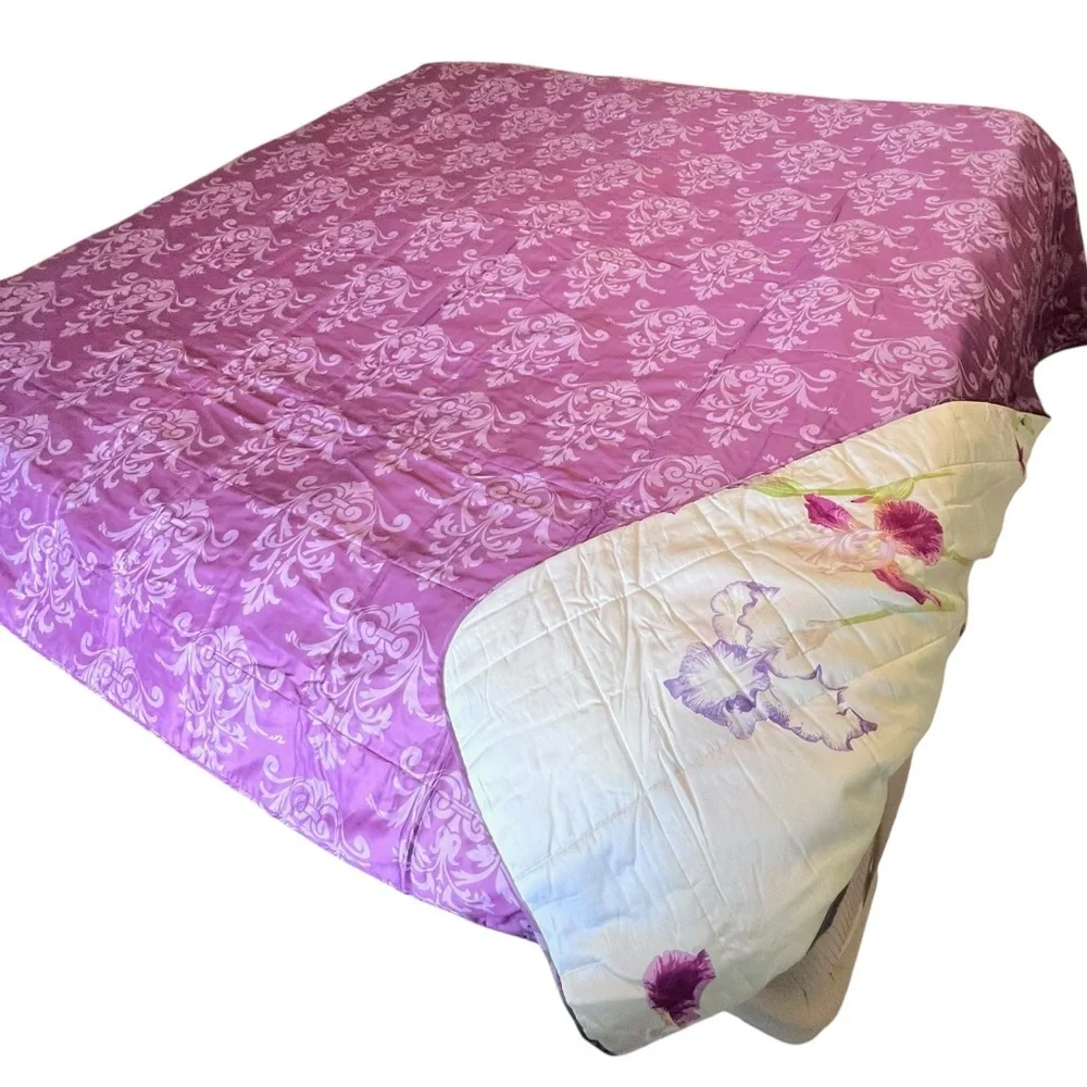 Yves Delorme Paris IRIS Collection King Quilted Reversible Coverlet Bedcover